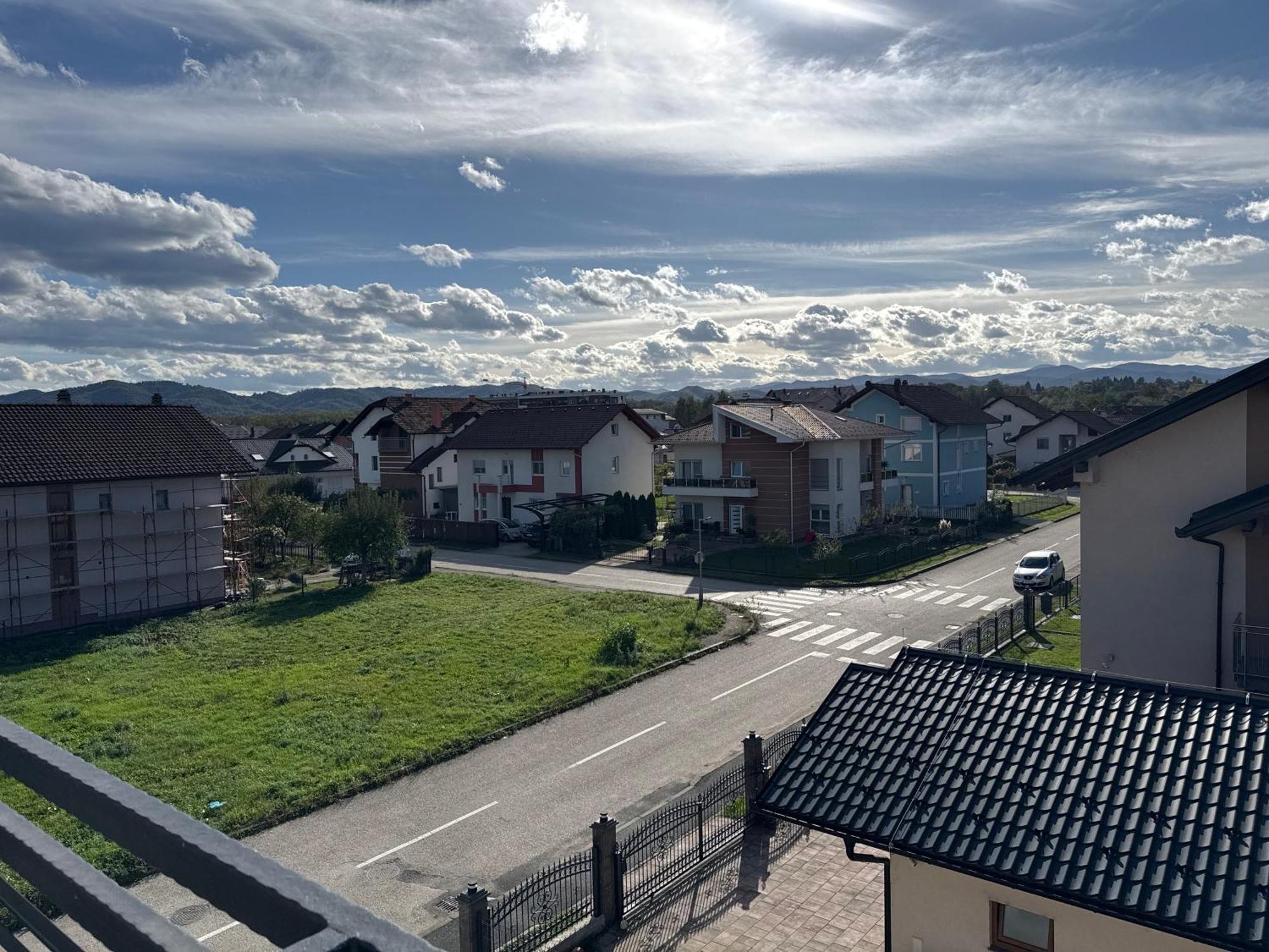 Xl Apartman Teslić Eksteriør billede